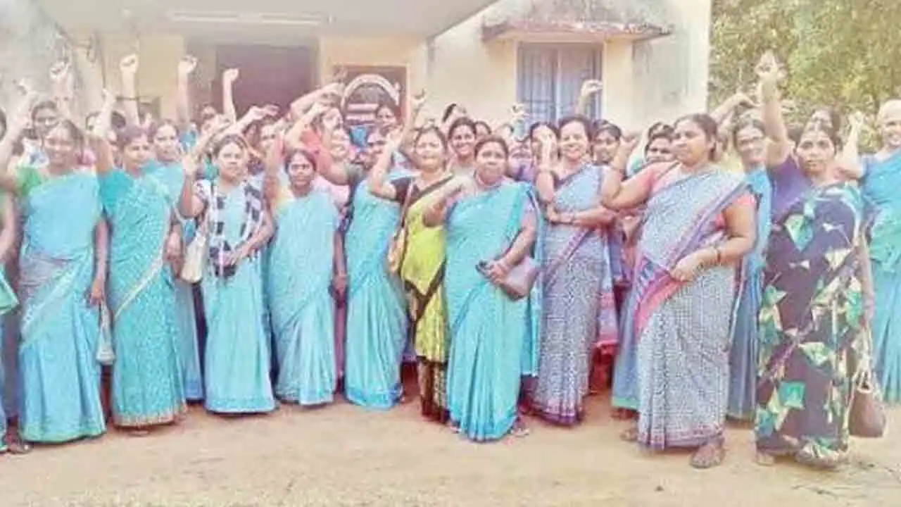 తెలంగాణ అంగన్వాడీల ఉద్యమం ఉధృతం, హామీల అమలు కోసం పోరాటం