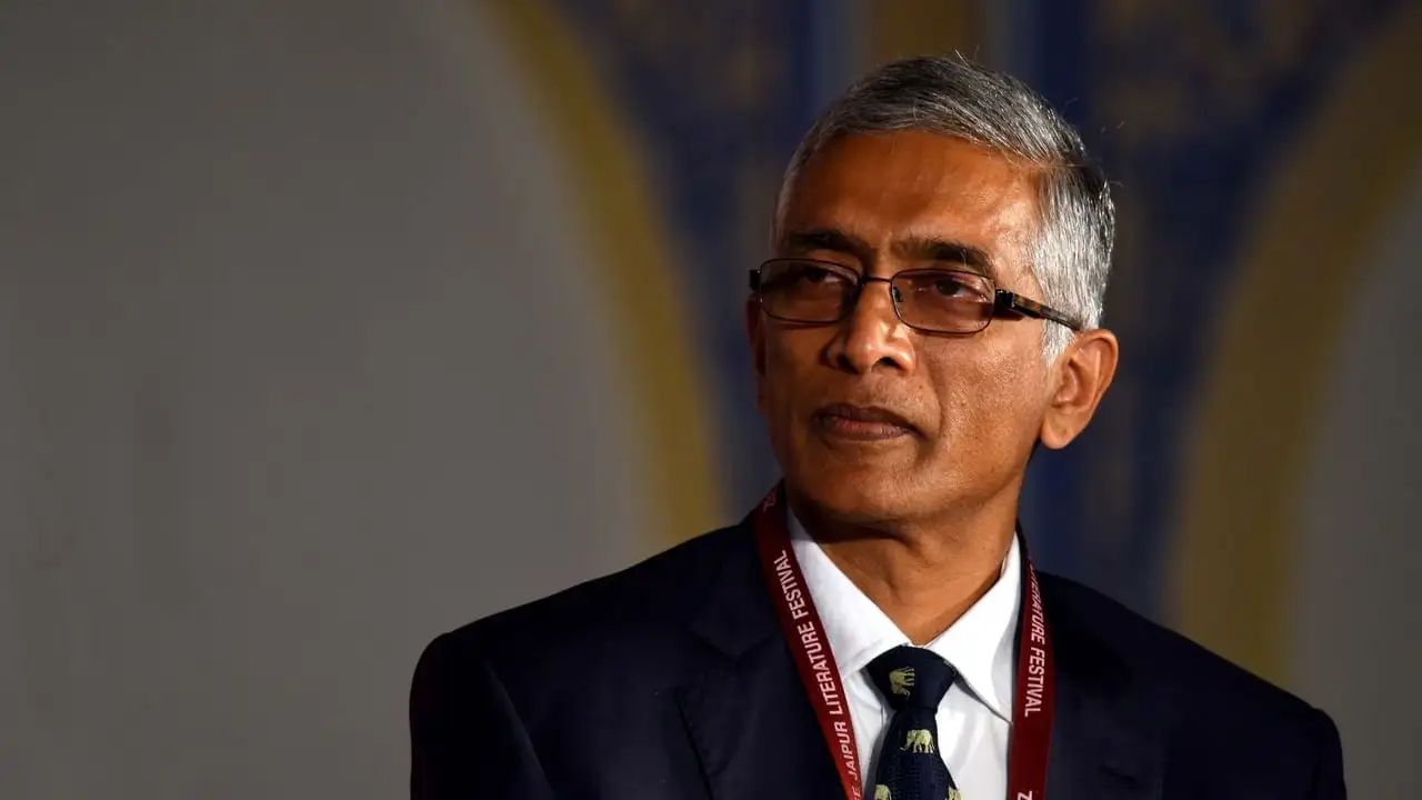 IMF బోర్డులో పరమేశ్వరన్ అయ్యర్ తాత్కాలిక డైరెక్టర్‌గా నియామకం.