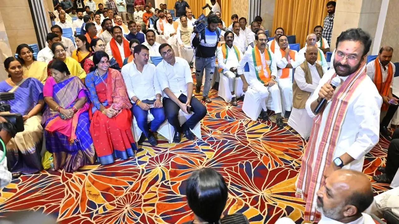 తెలంగాణ బీజేపీ అధ్యక్ష పదవి ఎంపికపై సందిగ్ధత కొనసాగుతోంది