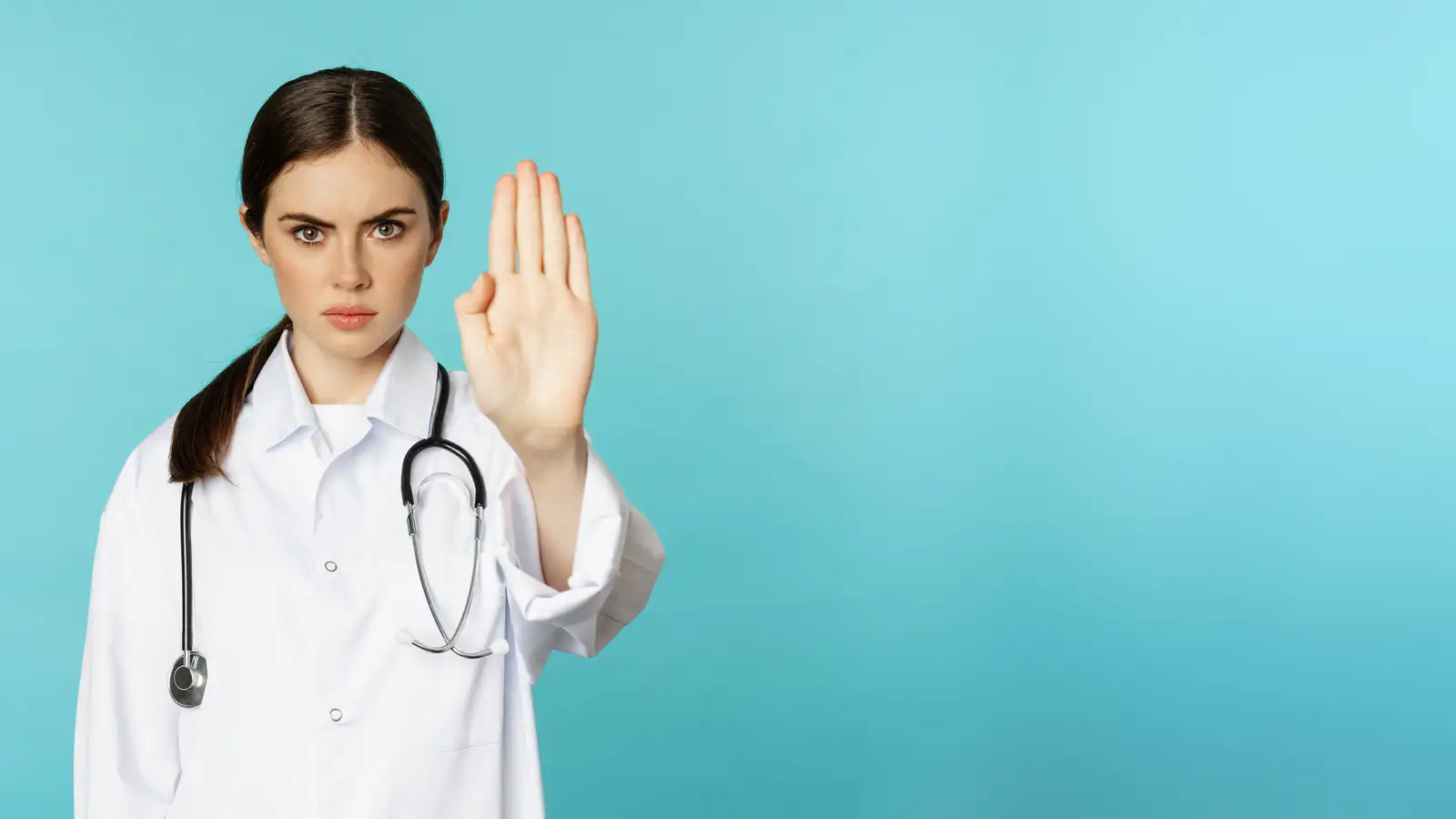 Study reveals the harmful effects of medical gaslighting on patients.