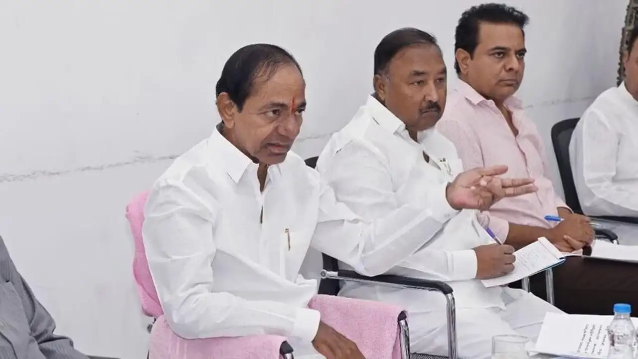 అసెంబ్లీకి కేసీఆర్ హాజరు; కేటీఆర్ సంచలన వ్యాఖ్యలు