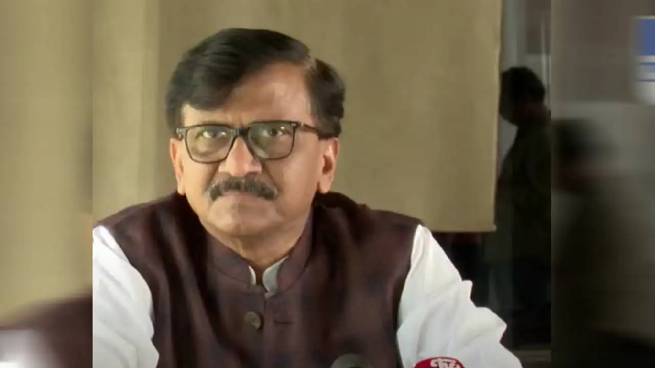 ठाकरेंनी मदत केली पण पक्ष फोडला, राऊतांचा आरोप