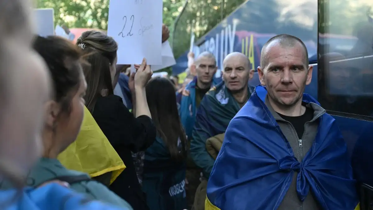 Ukraine and Russia conduct largest prisoner exchange since 2022 war began.