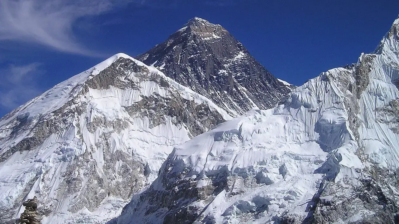 Kerala's Safrina Latheef conquers Everest, a first for women from the state.