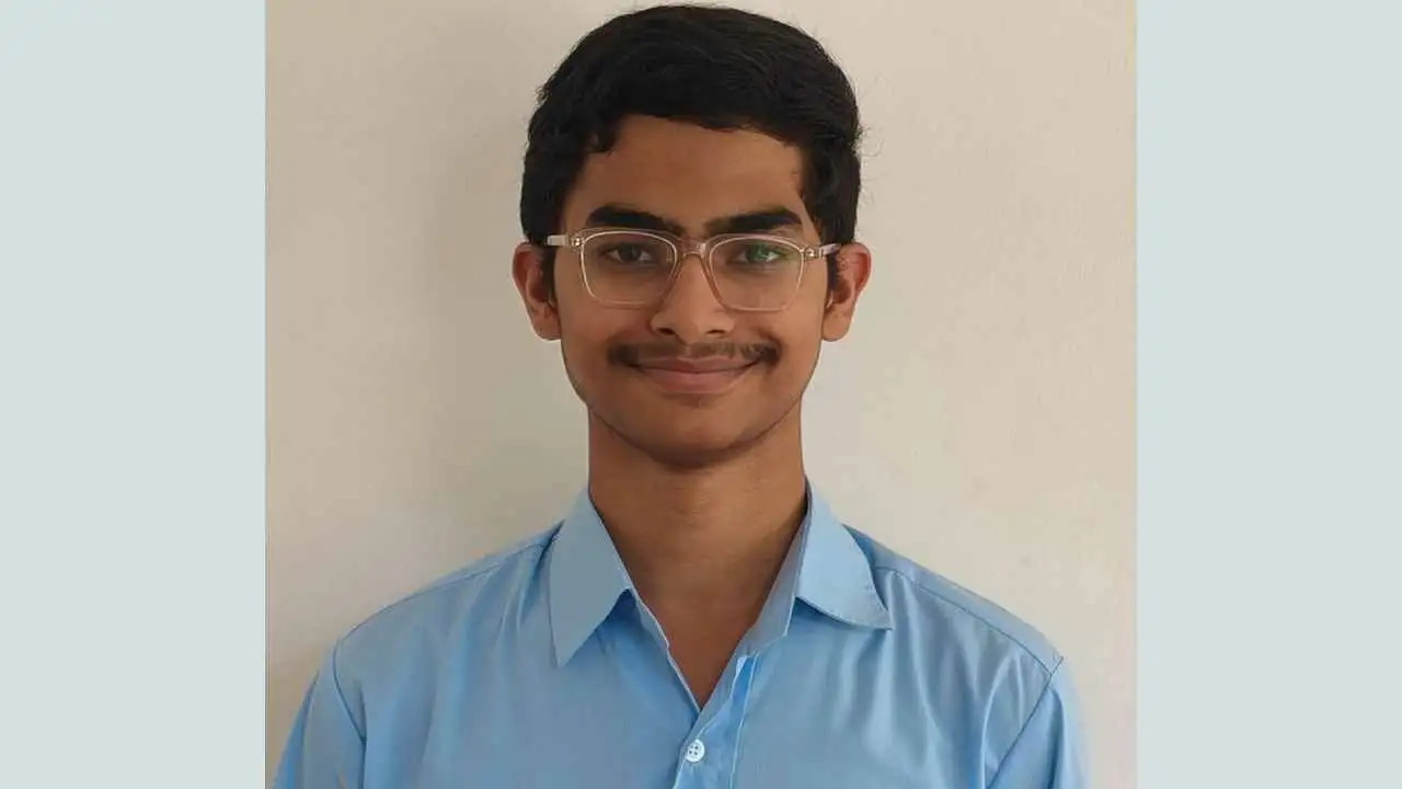 ಎಸ್ಎಸ್ಎಲ್ಸಿ ಪರೀಕ್ಷೆಯಲ್ಲಿ ನಾಲ್ಕನೇ ಸ್ಥಾನ ಪಡೆದ ವಿದ್ಯಾರ್ಥಿ ಮರು ಮೌಲ್ಯಮಾಪನದಲ್ಲಿ ಪ್ರಥಮ