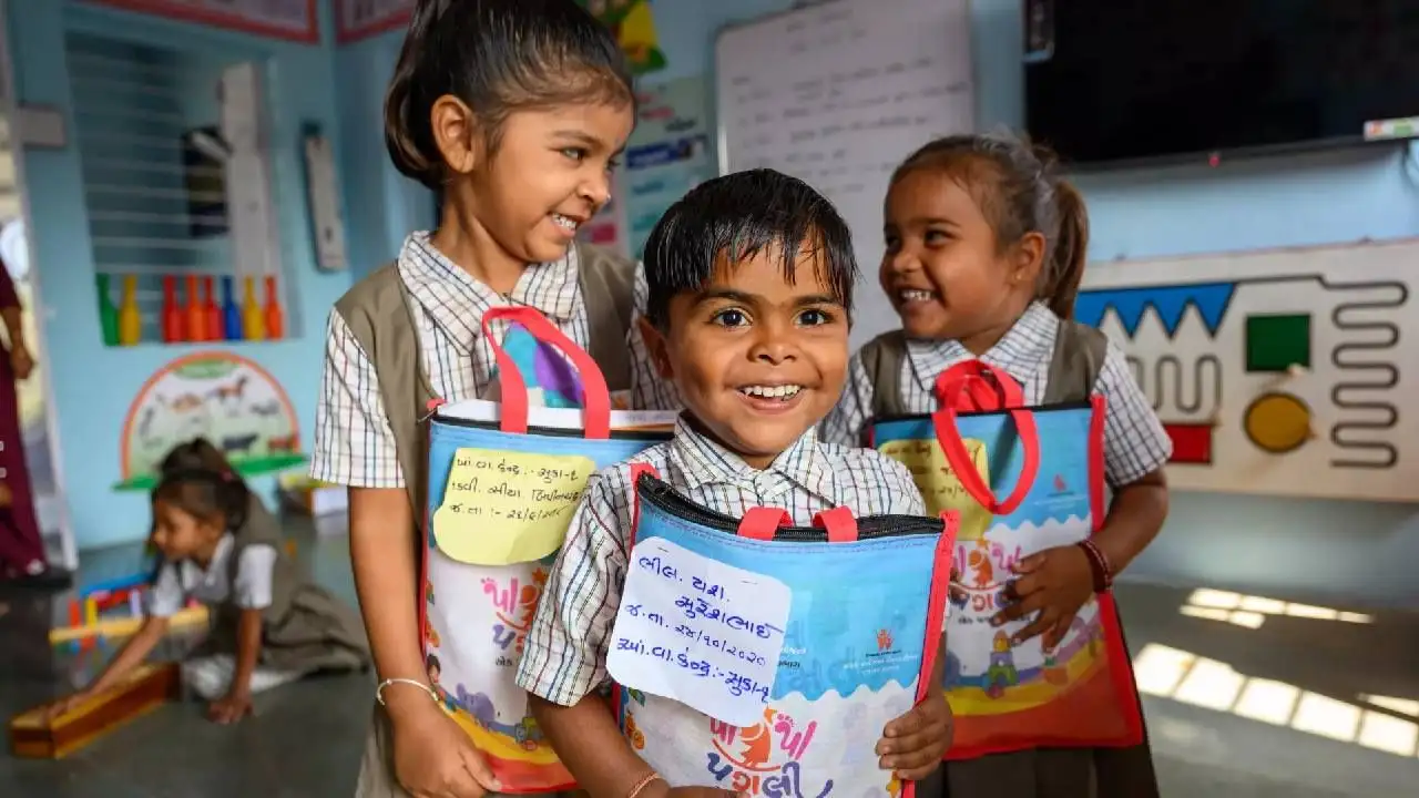 ಮಾತೃಭಾಷೆಯಲ್ಲಿ ಅಧ್ಯಯನ: CBSE ಹೊಸ ಮಾರ್ಗಸೂಚಿ ಬಿಡುಗಡೆ