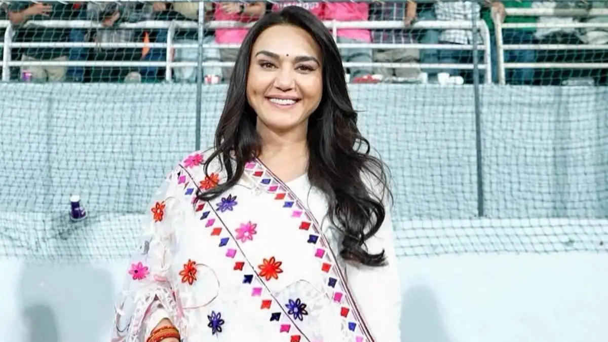 ప్రీతి జింటా భారత సైన్యానికి కోట్ల రూపాయల విరాళం ప్రకటించింది