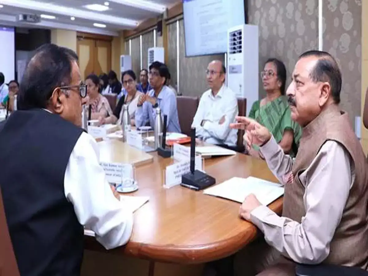 भारत 2 करोड़ रुपये की लागत वाला इलेक्ट्रिक ट्रेनर विमान बना रहा है